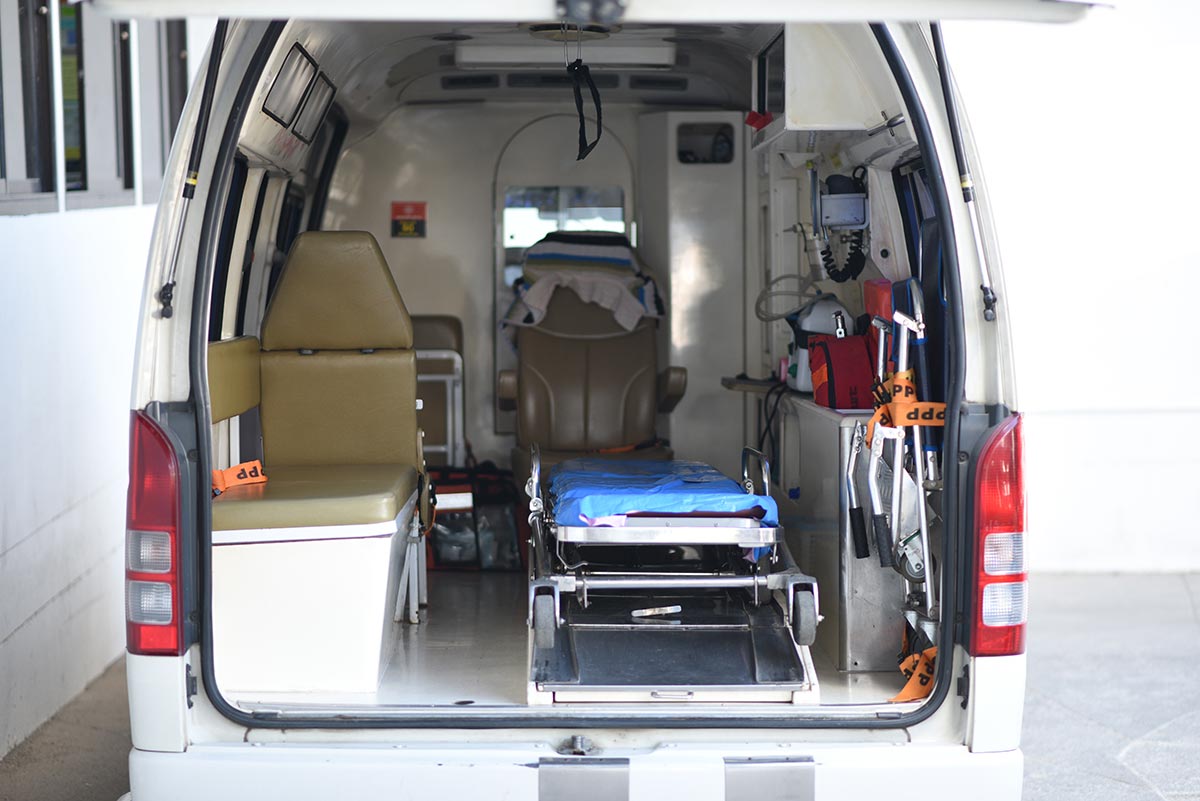 1009433200.jpg Taxi ambulancier, Longny-au-Perche